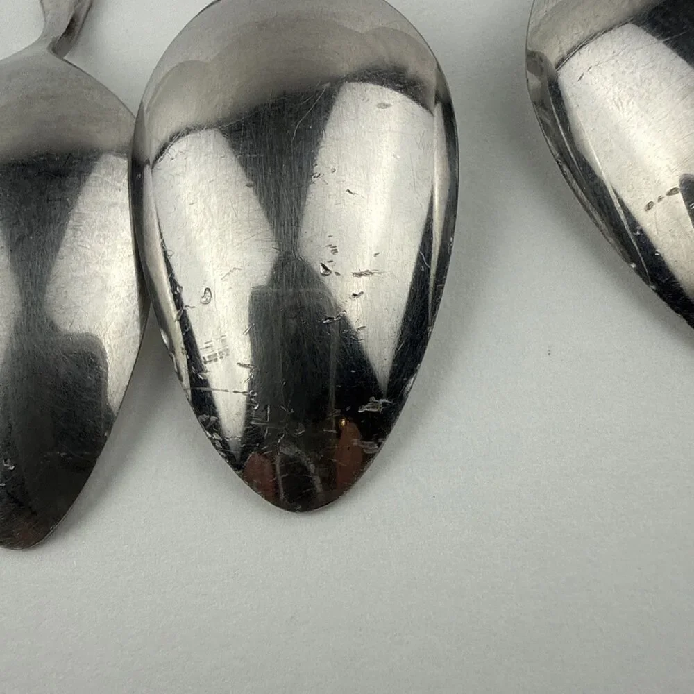 Vtg Lot 4 Madrid No Black Accent Teaspoons Oneida Community Stainless Flatware